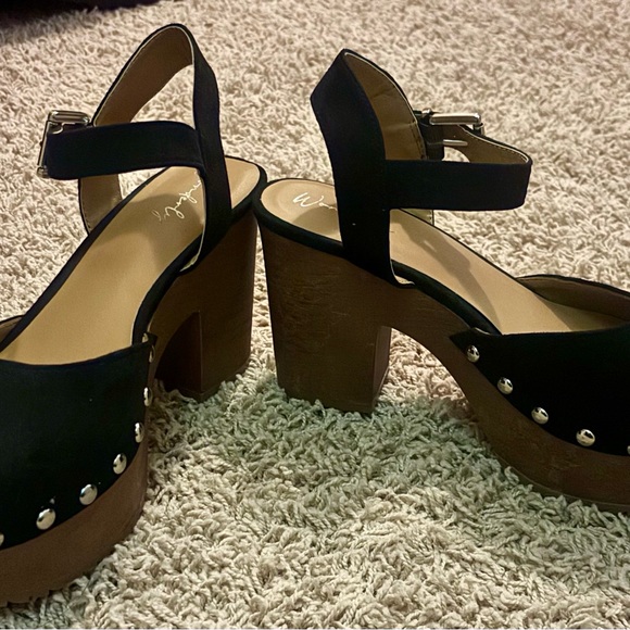 Black Platform Sandals with Studded Detail - Picture 3 of 7